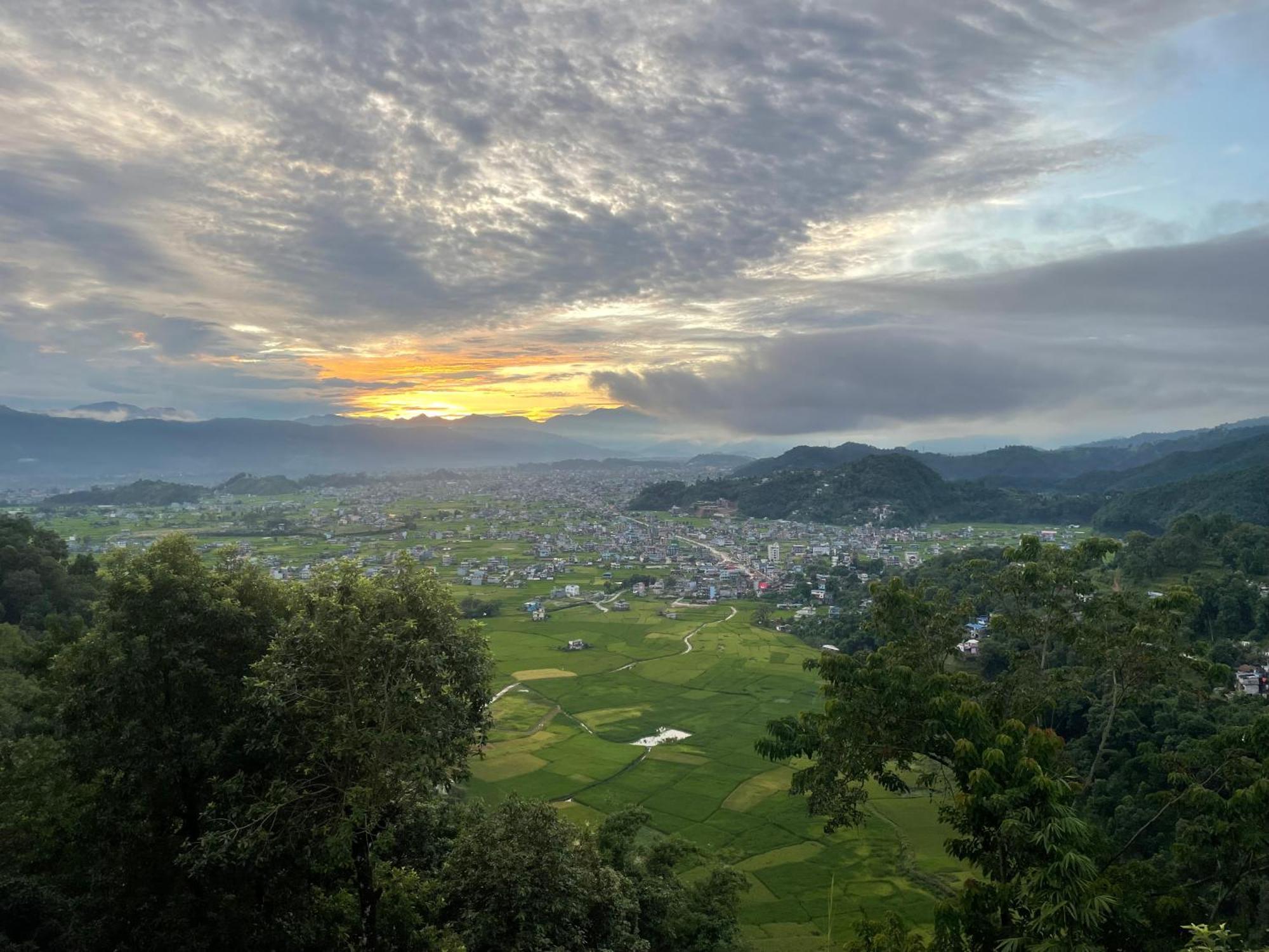 Himalaya Serene View Guest House & Farm Stay Deorāli エクステリア 写真